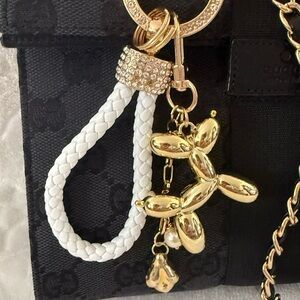 White Wristlet Keychain w/Gold Balloon Dog, Pearl & Nugget Charms – Unique - NWT